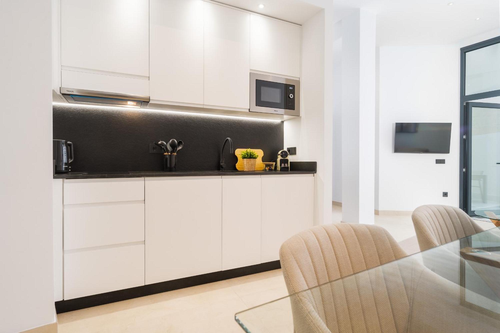 New Design Apartment - Private Patio - Gallos 2 Sevilla Kültér fotó